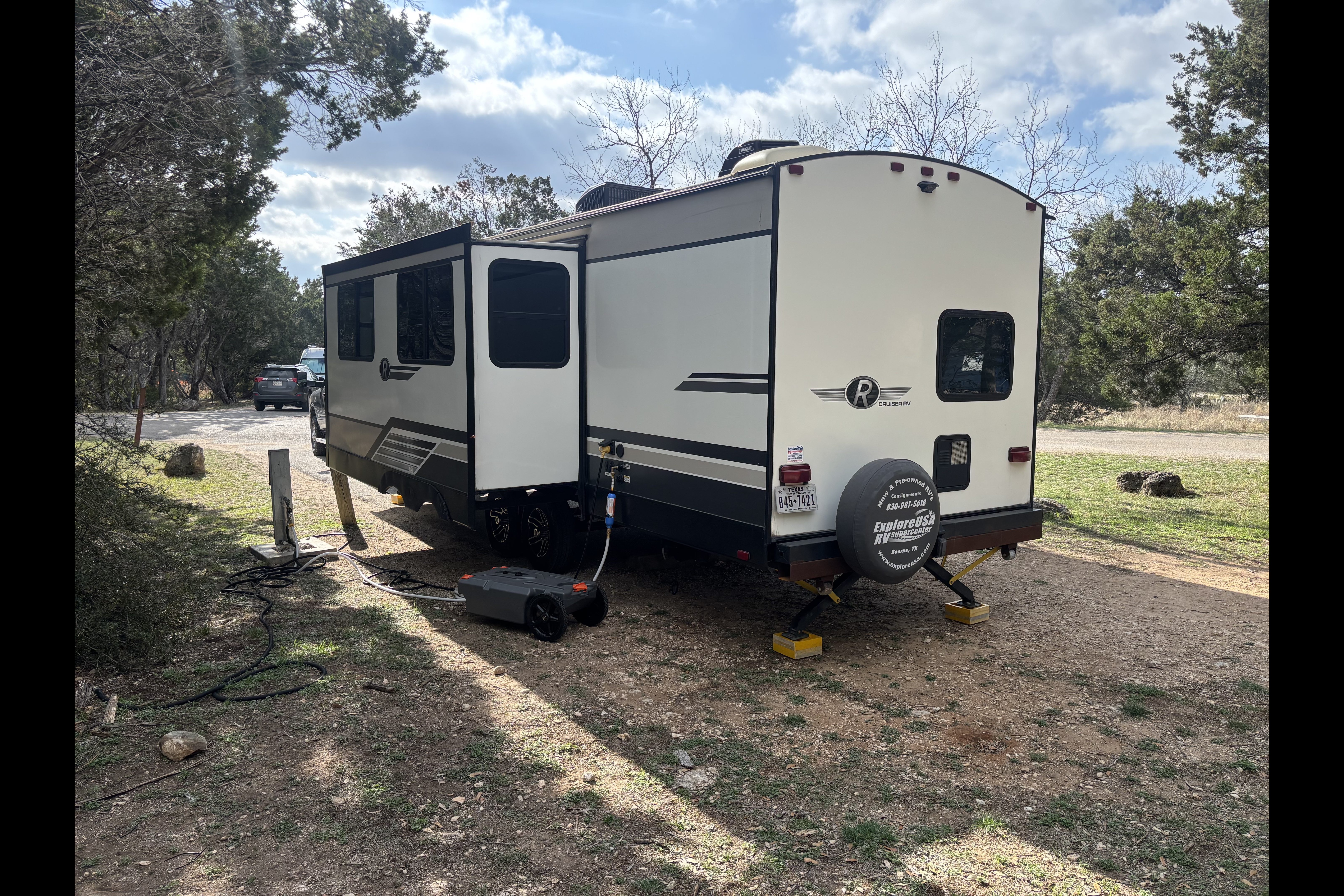 Home on the Road-Raidence 26BH Travel Trailer