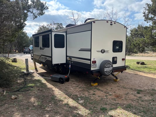 Home on the Road-Raidence 26BH Travel Trailer