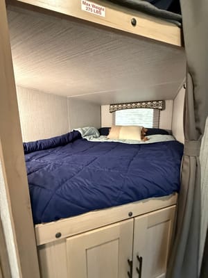 Home on the Road-Raidence 26BH Travel Trailer