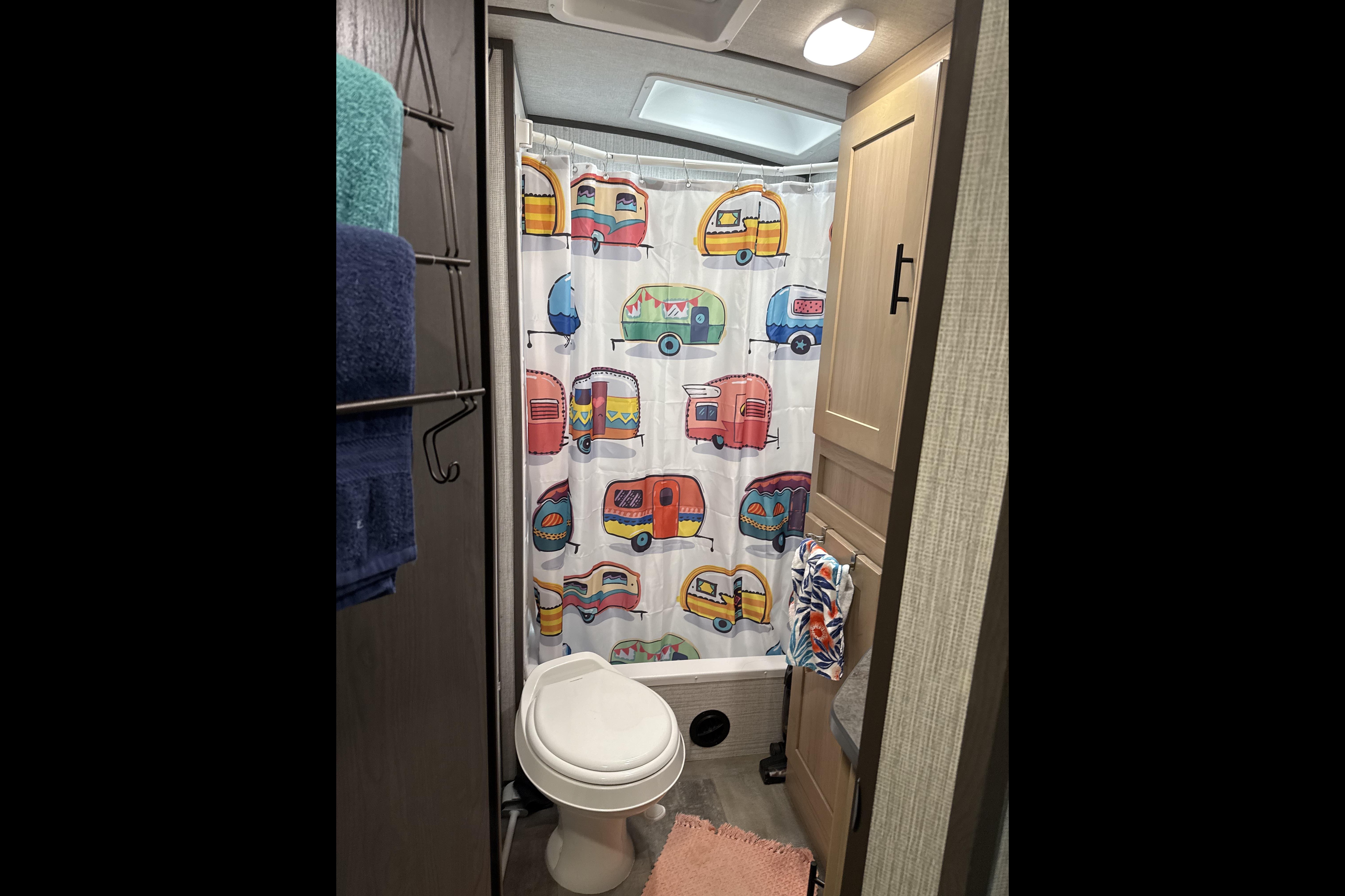 Home on the Road-Raidence 26BH Travel Trailer