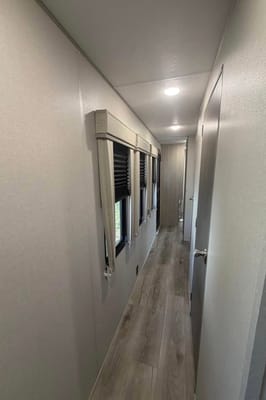 2025 Coachman Catalina Legacy Edition 333FKTS