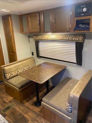 Julie’s affordable luxury glamping experience!