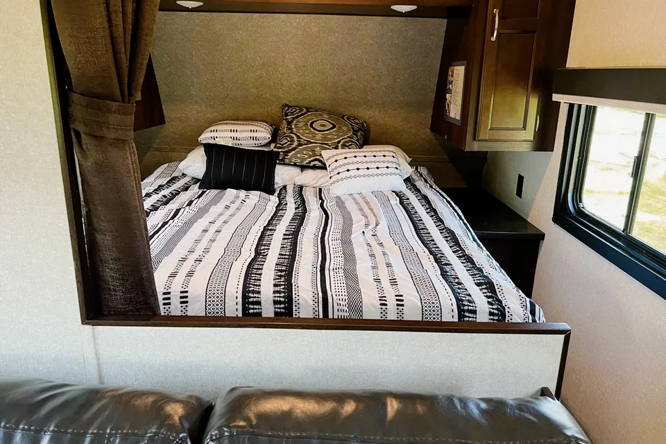The WanderJay - Jayco Flight 264BH (bunkhouse)