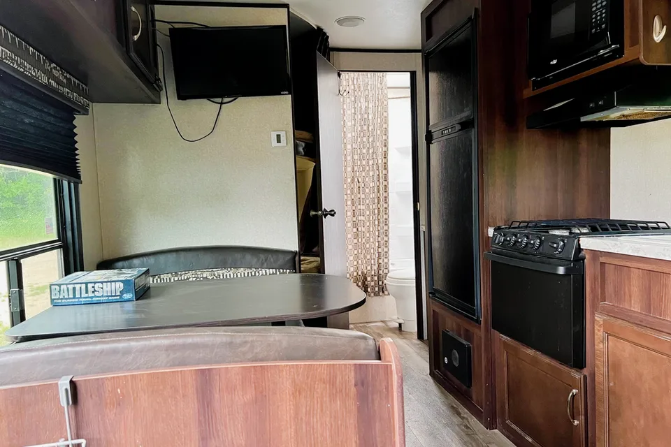 The WanderJay - Jayco Flight 264BH (bunkhouse)