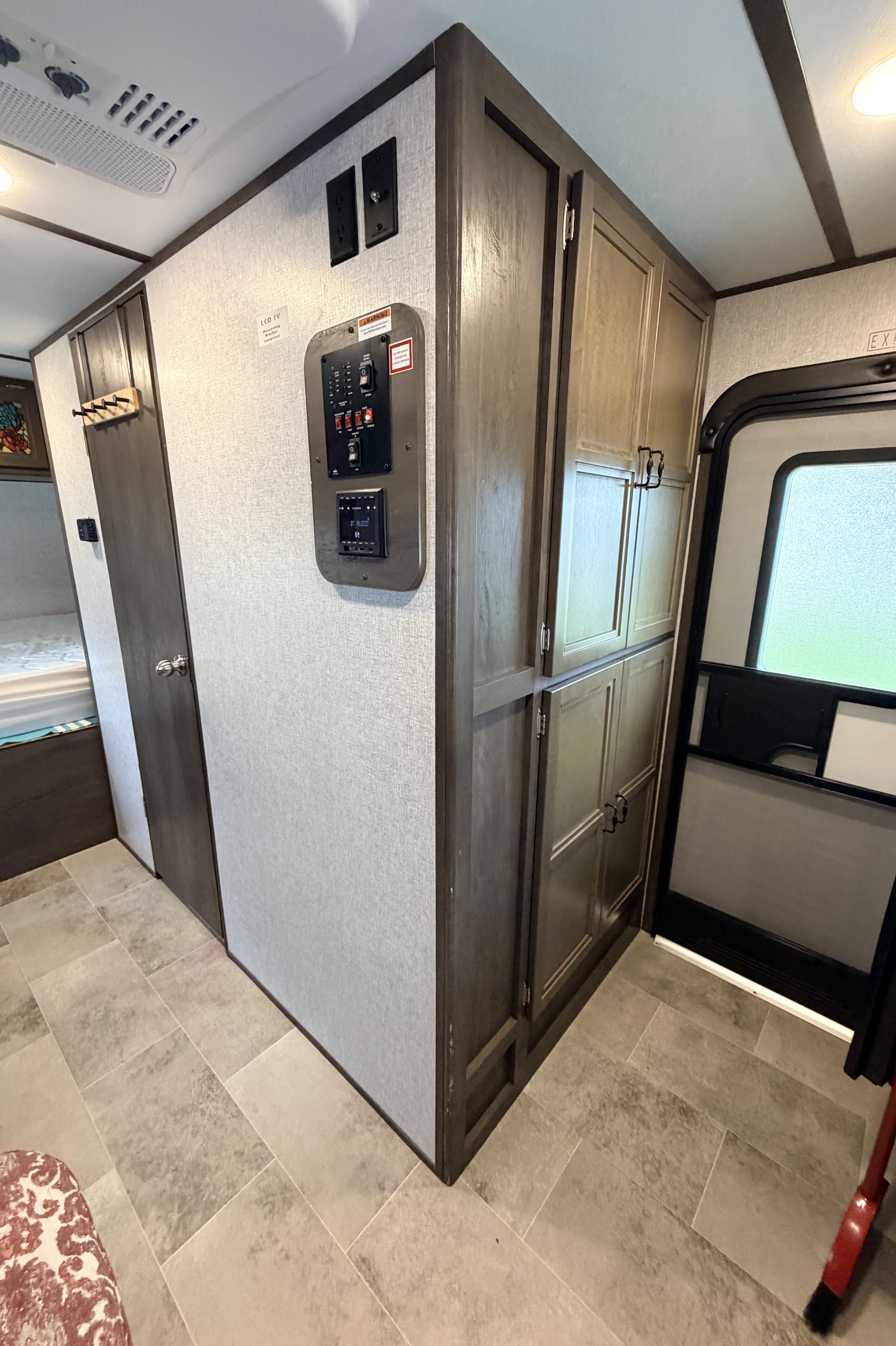 Faith’s Coleman Dutchman 1605FB Travel Trailer