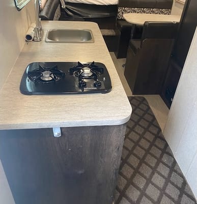 Starcraft Launch Outfitter 7 19BHS Travel Trailer