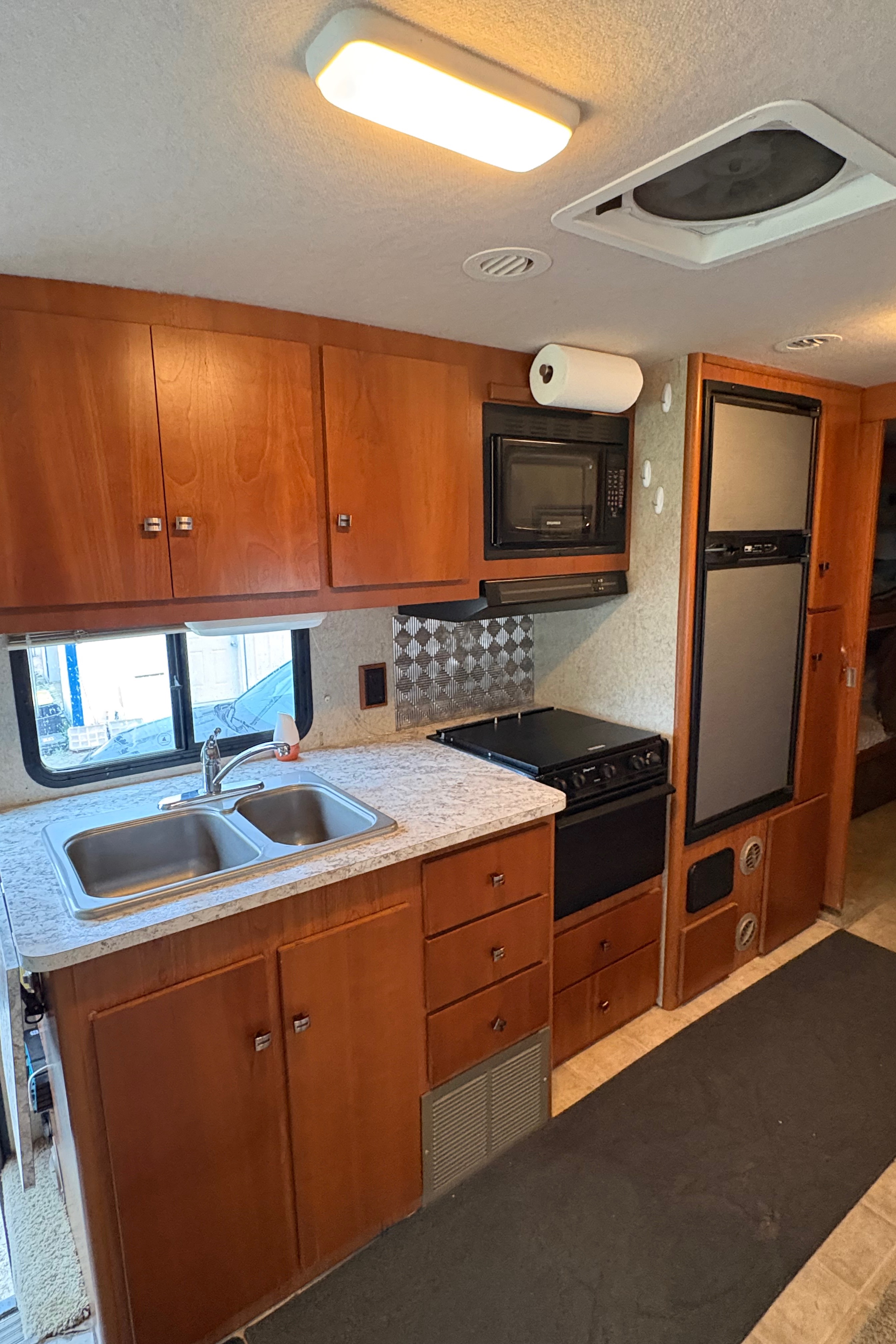 David's Winnebago Sightseer Class A