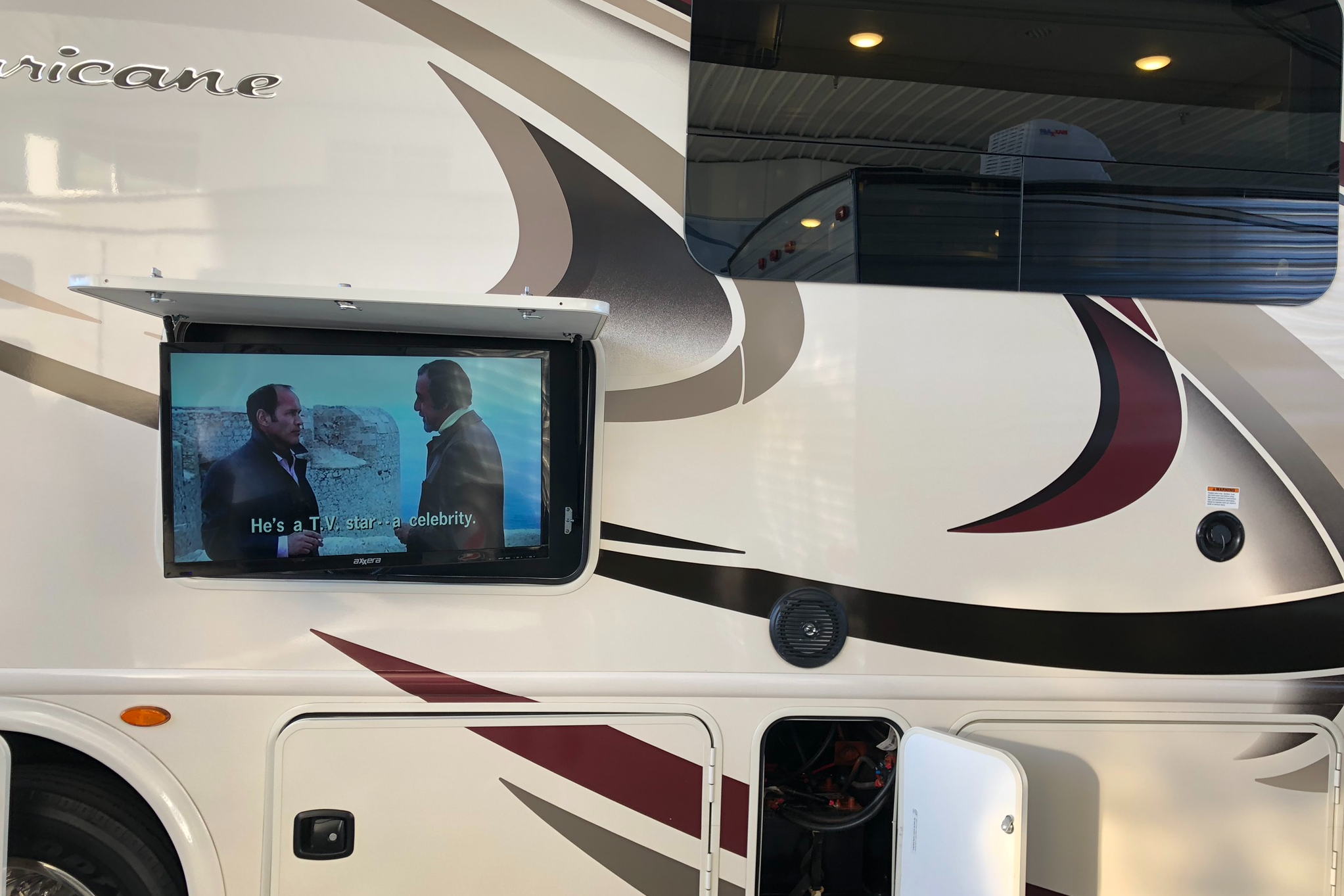 Explore BC Rentals 2018 Thor Motor Coach Hurricane