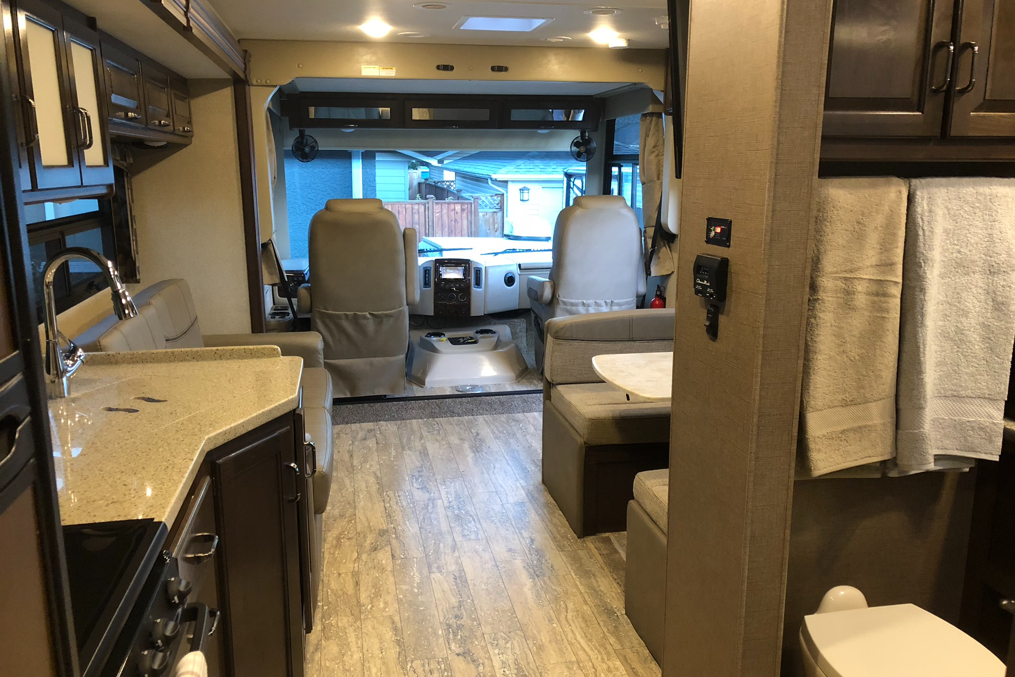 Explore BC Rentals 2018 Thor Motor Coach Hurricane