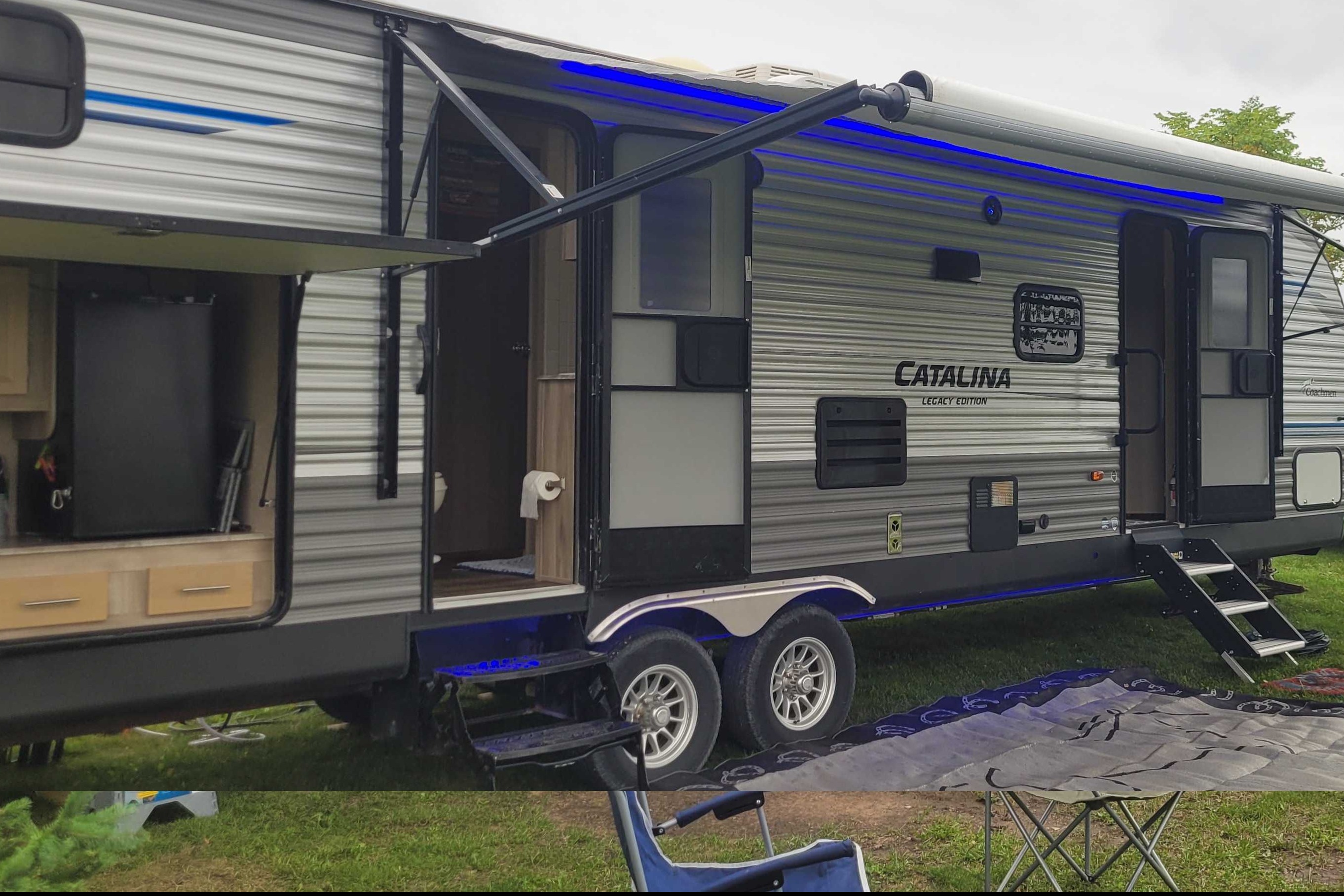 Nathan's Coachmen 32BHDSCK Travel Trailer