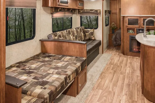 KURTIS's Venture RV ST320VIK Travel Trailer