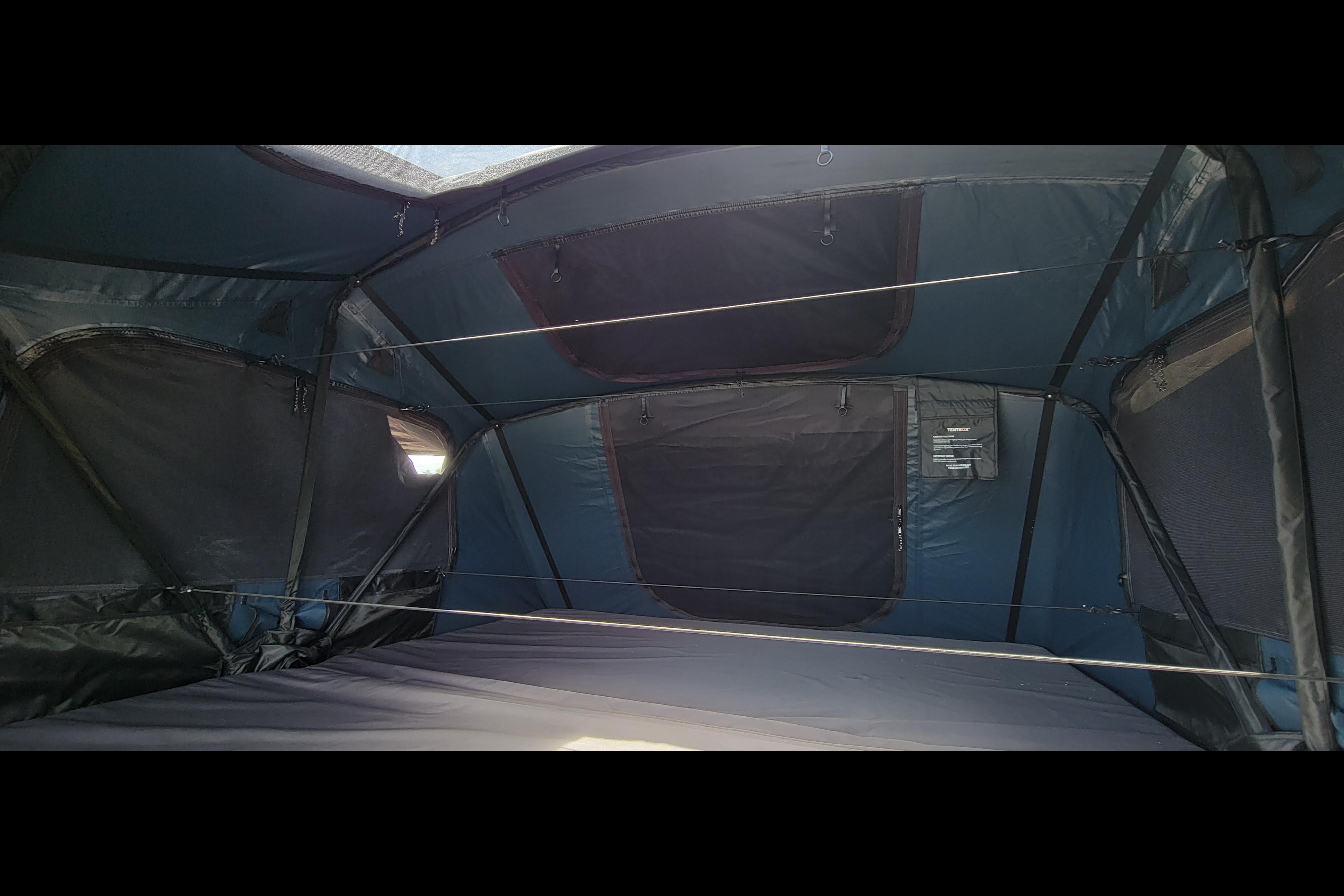 The Roam Wagon - Overland Trailer w/ 4 Person Roof Top Tent