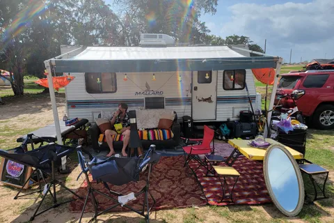 Rocky Mountain Basecamp | Fully Equipped Off-Grid Adventure Camper  21' Fleetwood Mallard