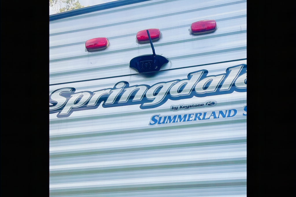 Thomas 's Keystone Summerland Travel Trailer