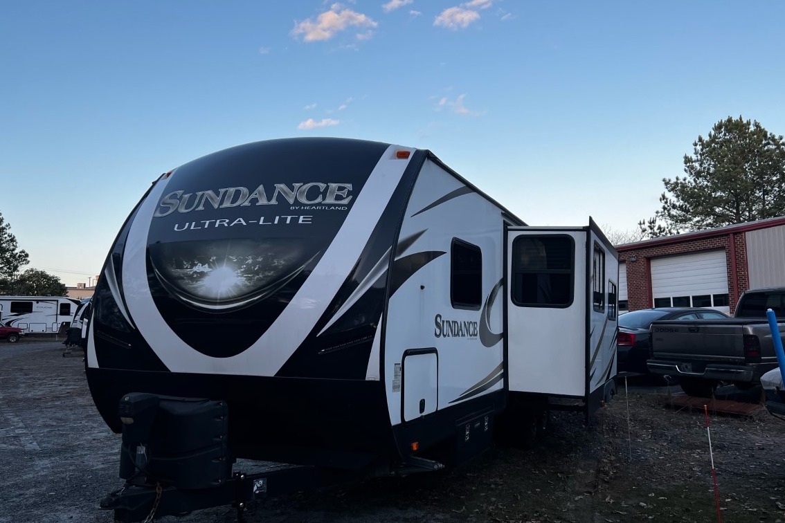 Nathan's Heartland 278BH Travel Trailer