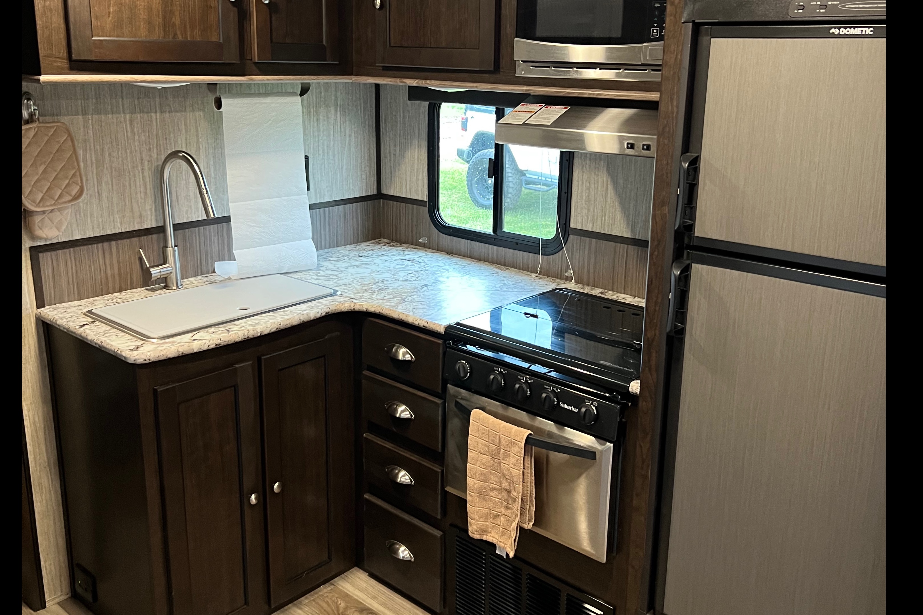Nathan's Heartland 278BH Travel Trailer