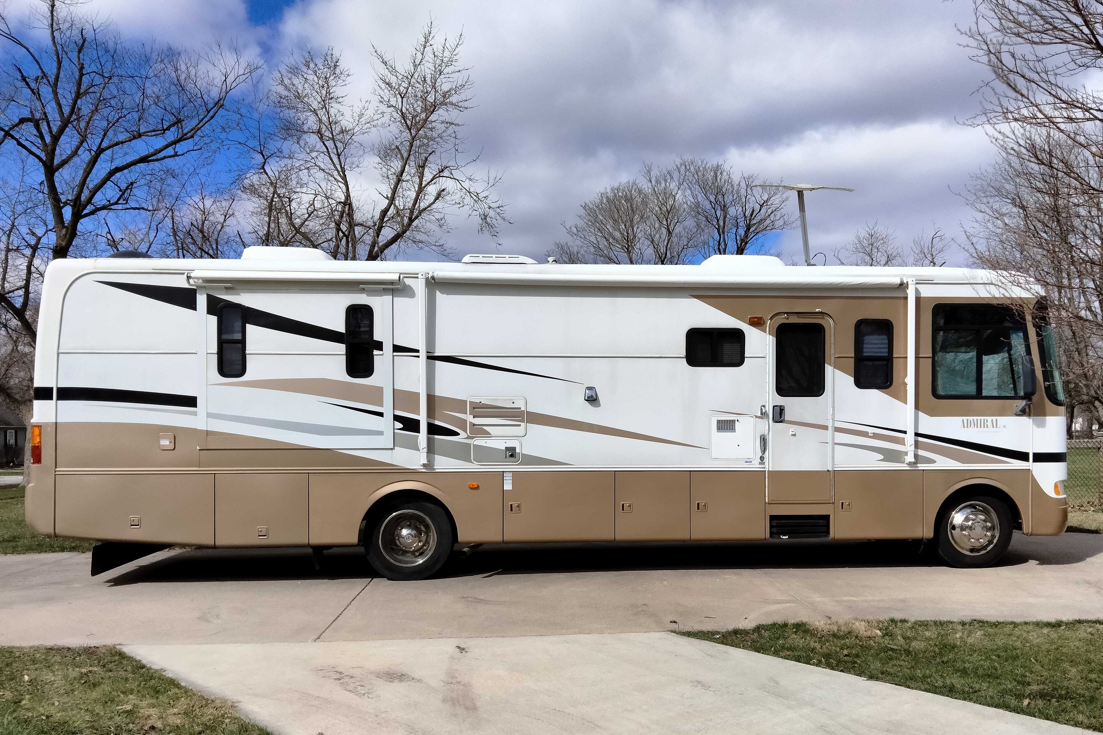 Steve's Holiday Rambler Admiral SE Class A