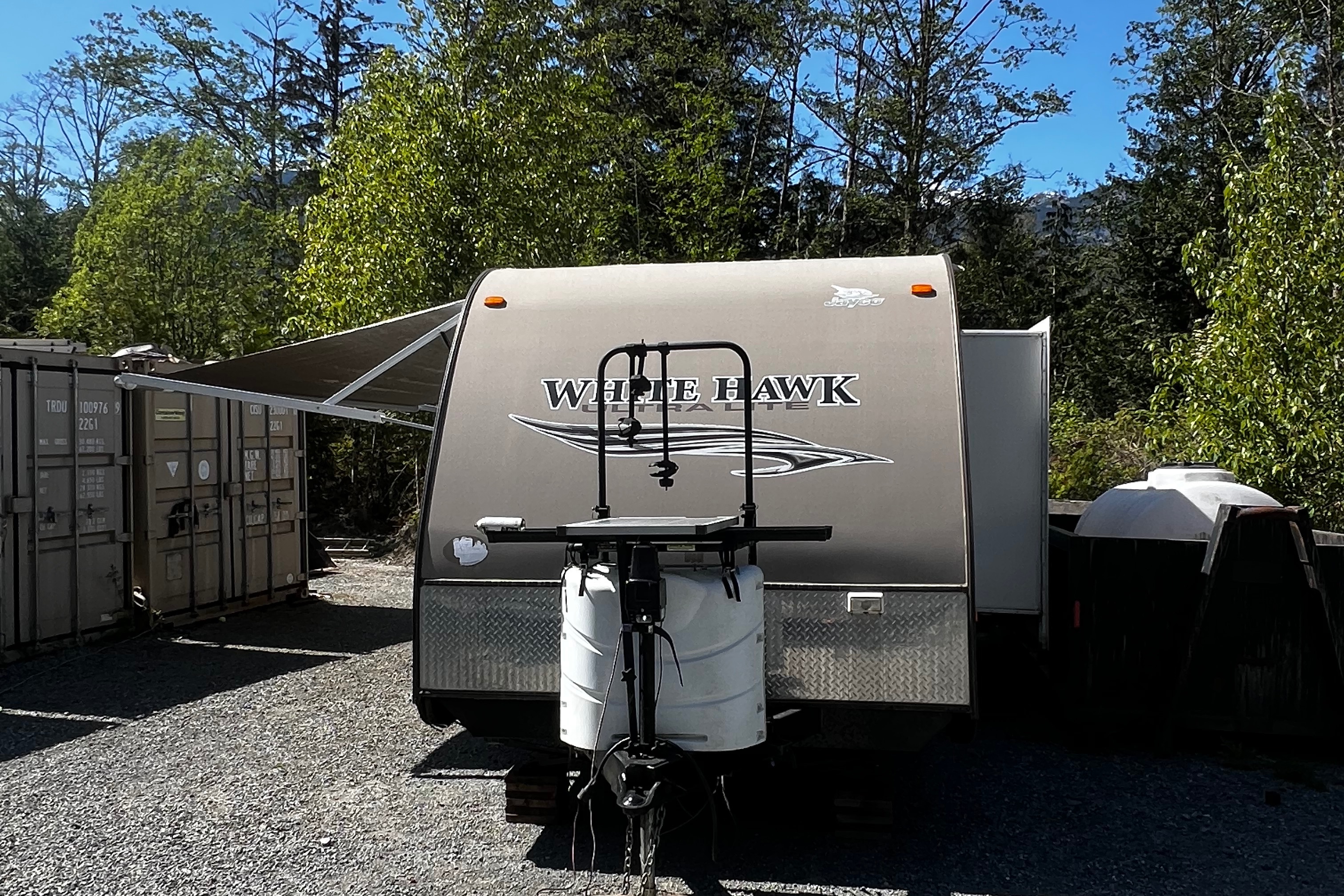 Layza’s 28 ft Jayco