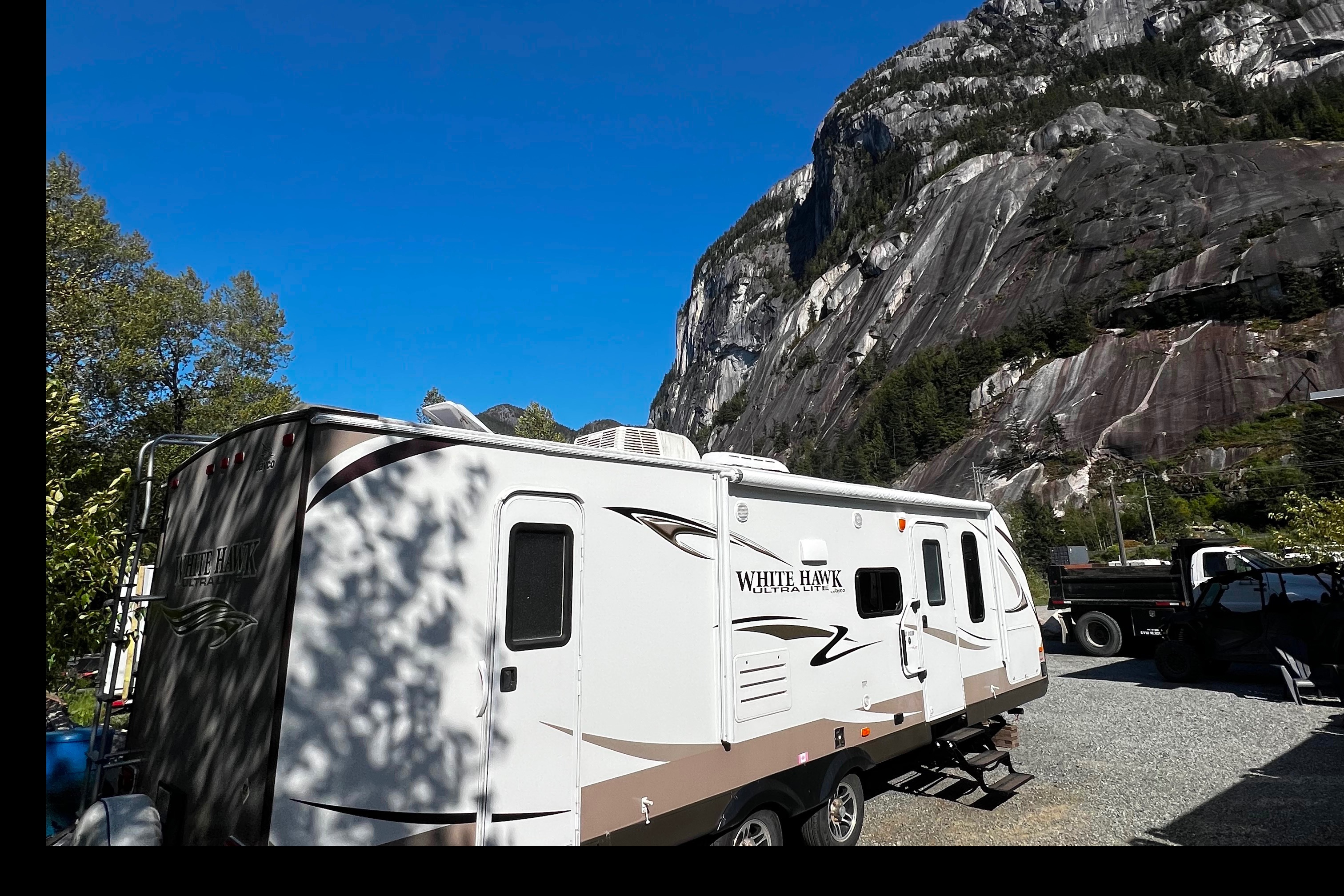 Layza’s 28 ft Jayco