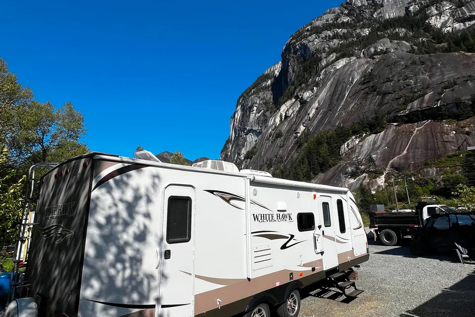 Layza’s 28 ft Jayco