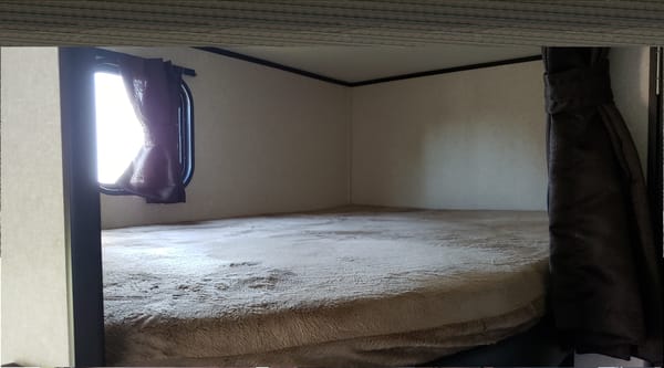 Lightweight Easy Pull Jayco Jay Flight SLX 264BH