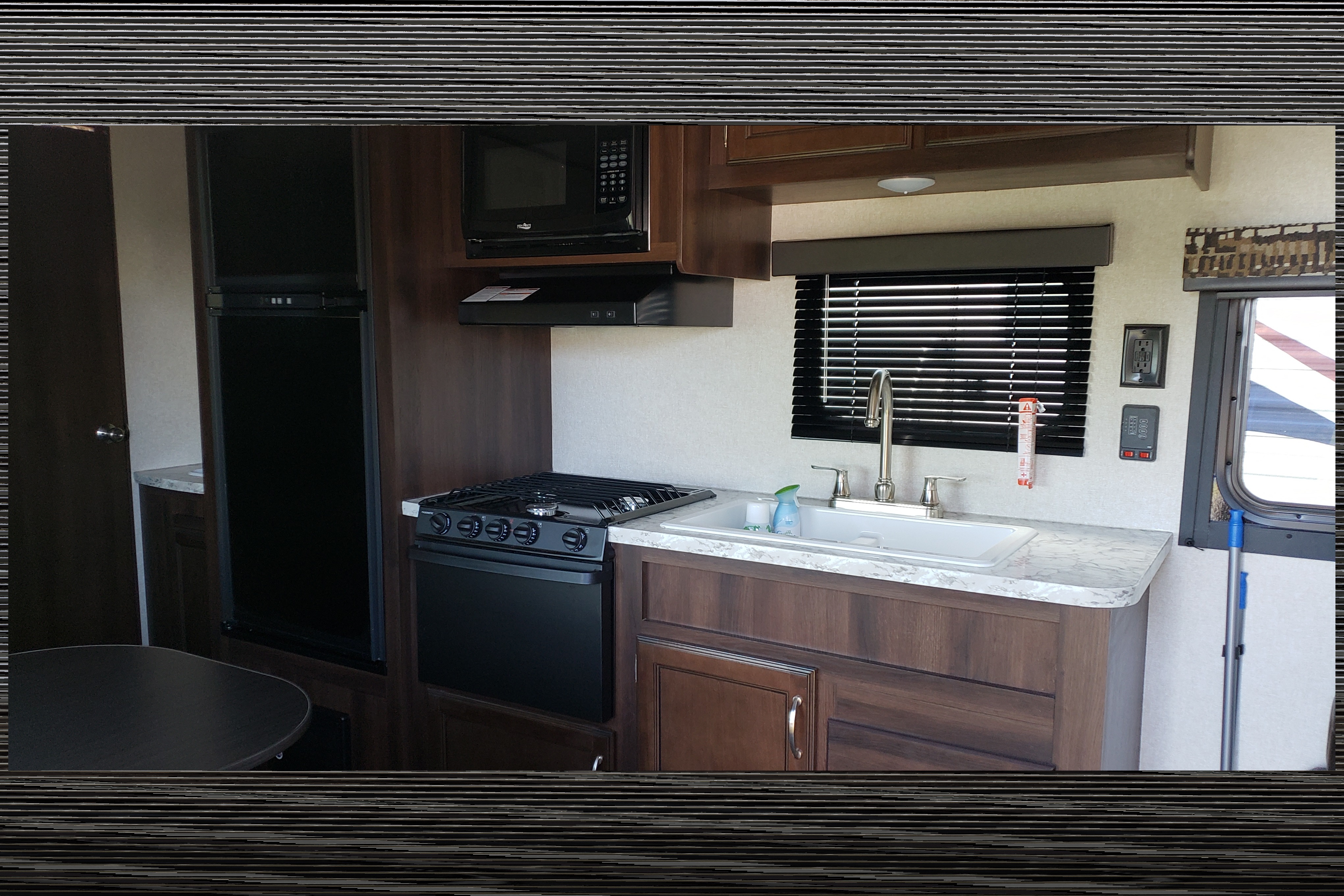 Lightweight Easy Pull Jayco Jay Flight SLX 264BH