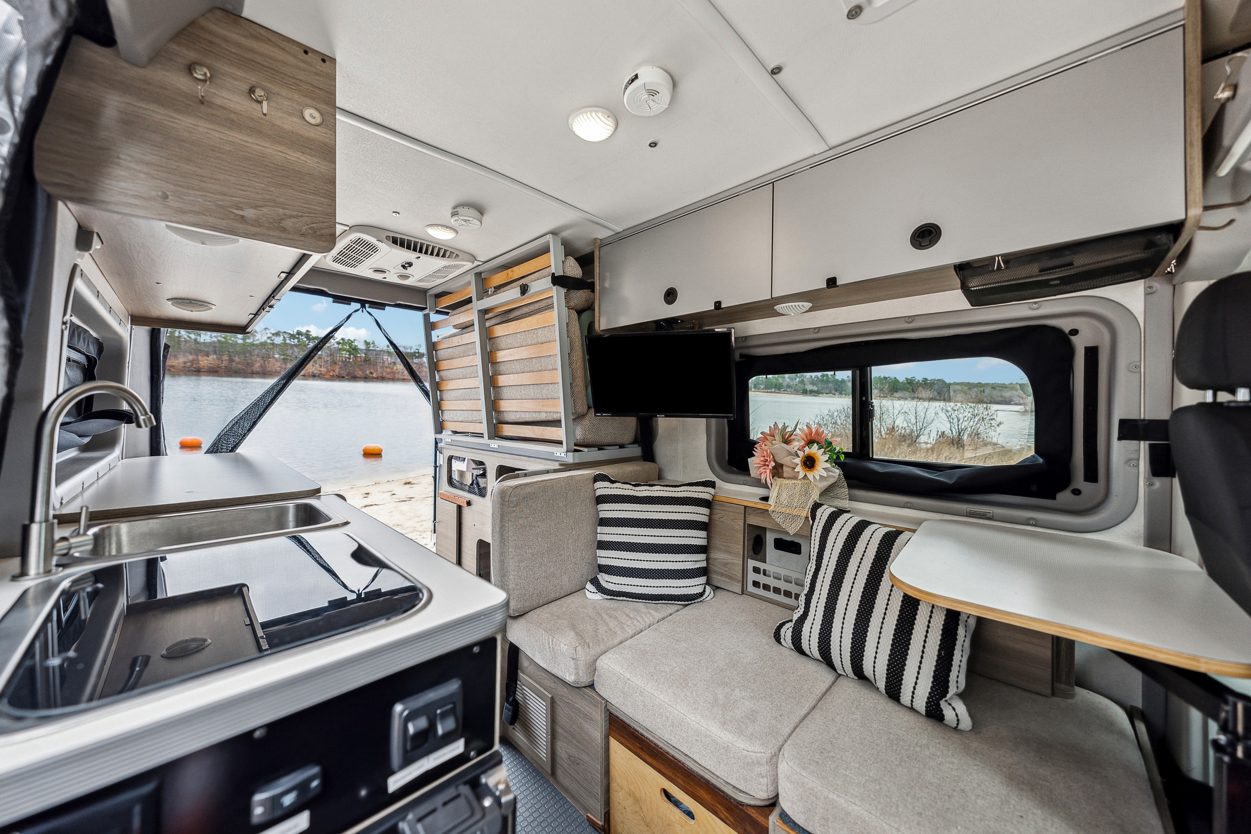 Winnebago Solis Pocket #2 Campervan 