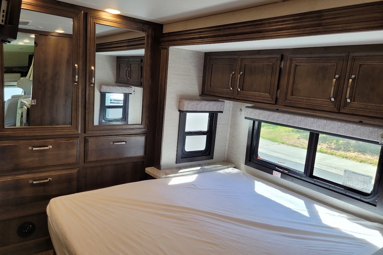 Jayco GREYHAWK 27U Class C - Rusty's RV Adventure