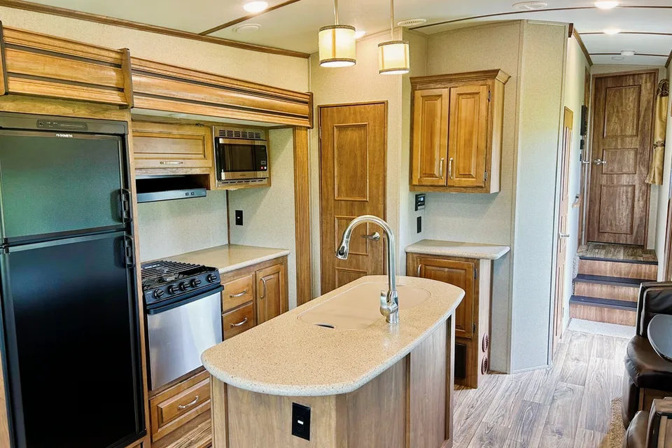 Alyssa's Keystone Laredo Fifth Wheel Side Bunkhouse