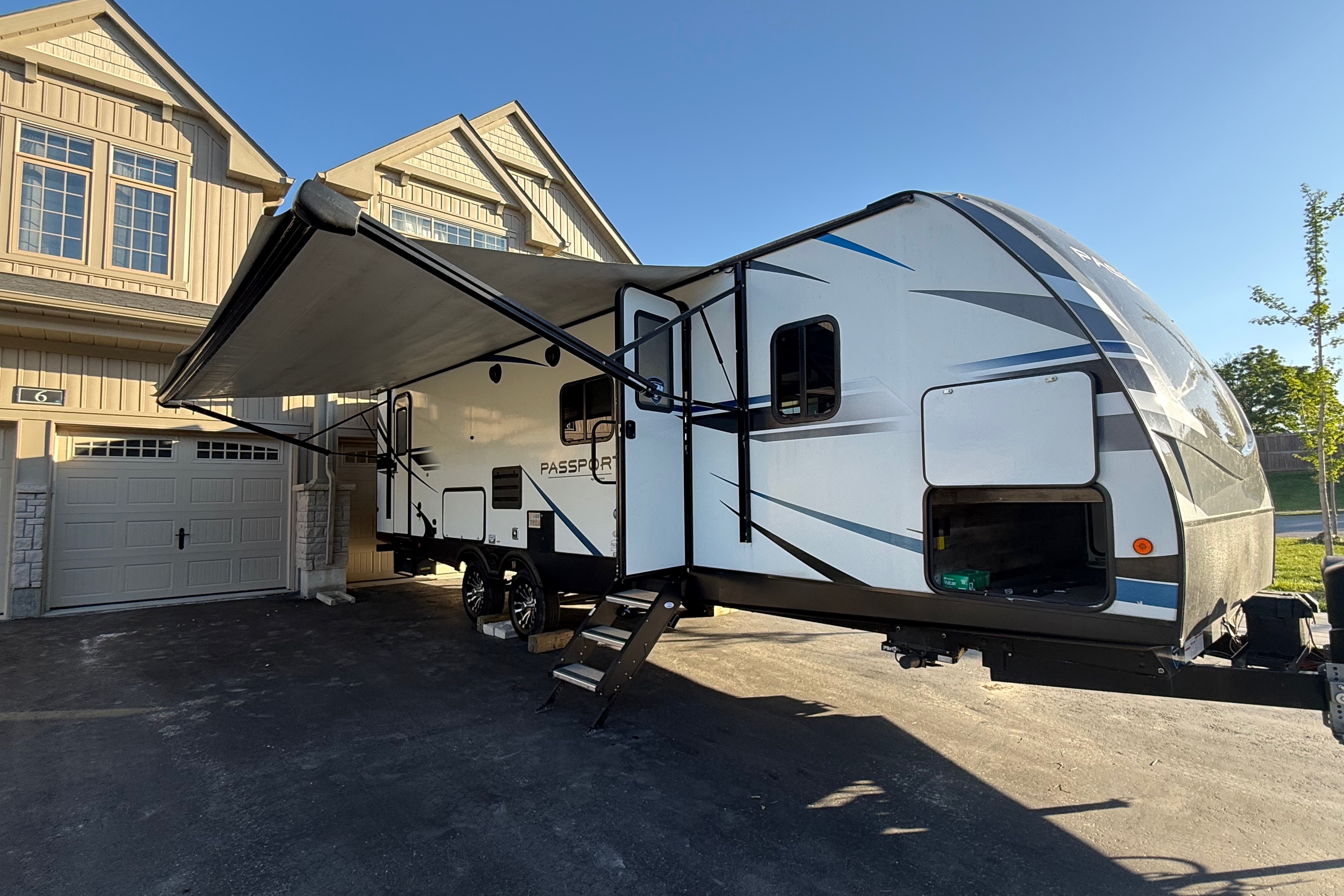 Kylie’s Keystone Passport GT Travel Trailer