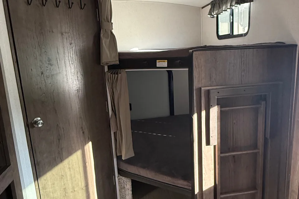Kylie’s Keystone Passport GT Travel Trailer