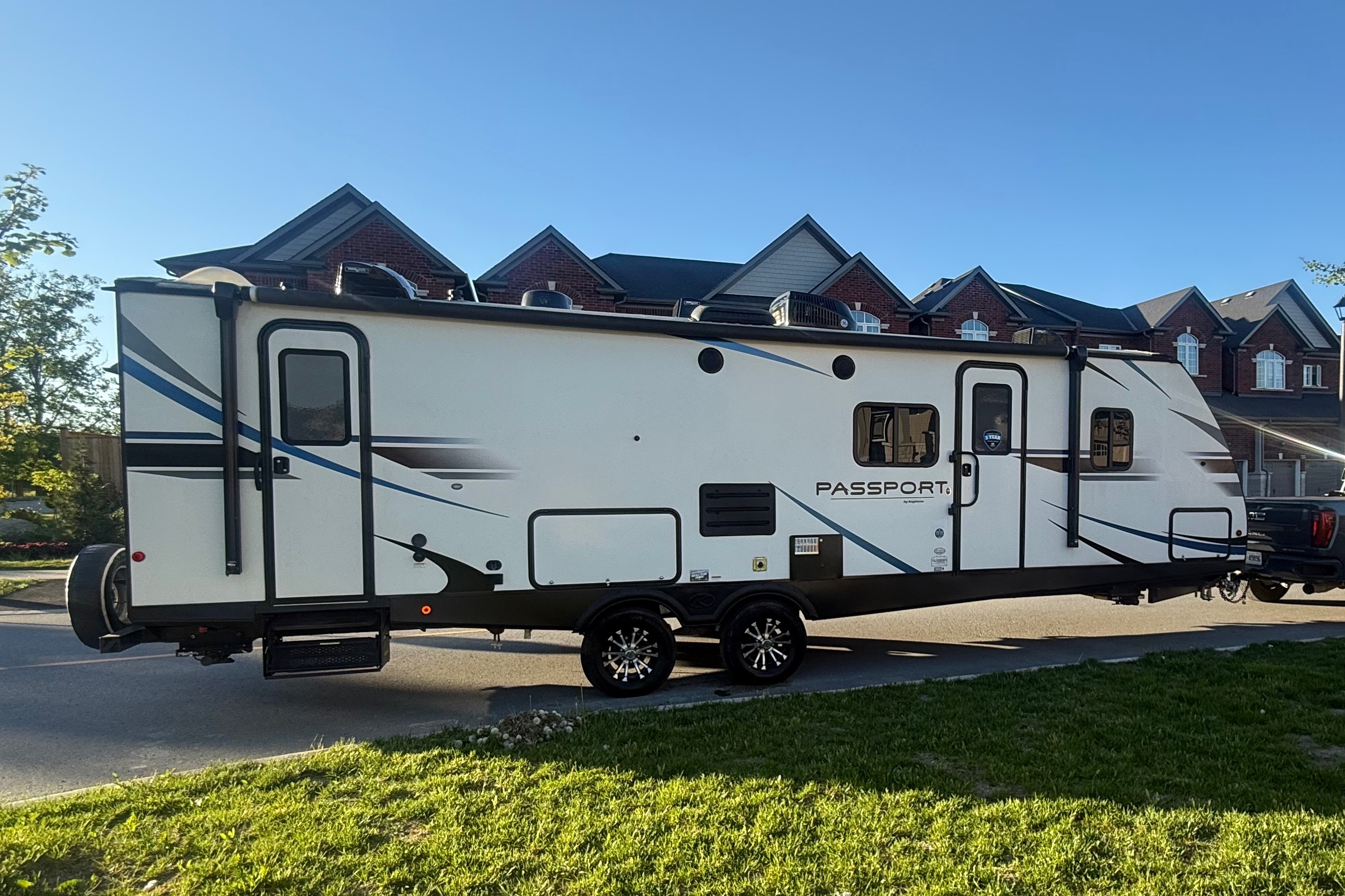 Kylie’s Keystone Passport GT Travel Trailer