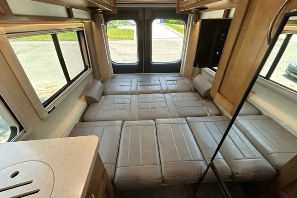 Léo Ford Transit 3500HD CLASSE B