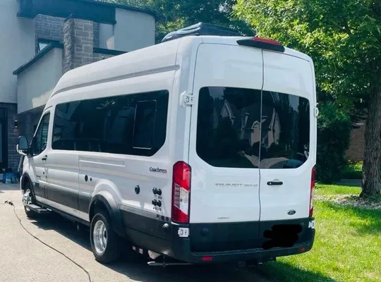 Léo Ford Transit 3500HD CLASSE B