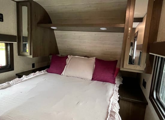 Chantelle's Jayco 287bhs Travel Trailer