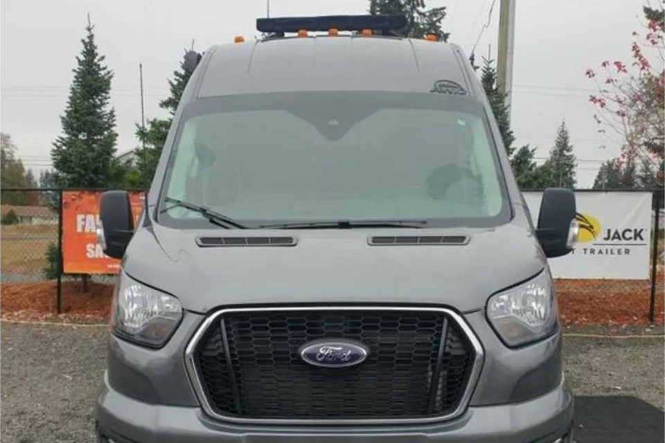 2023 Thor Sanctuary 19pt FORD TRANSIT AWD Class B
