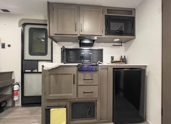Grand Design Transcend one 151bh Travel Trailer