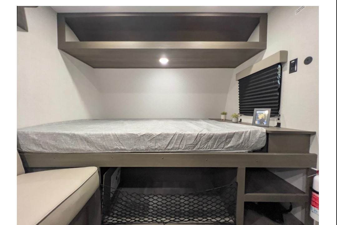 Grand Design Transcend one 151bh  Travel Trailer