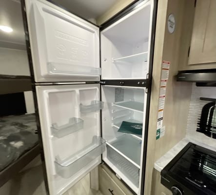 Lori's East to West Della Terra Travel Trailer