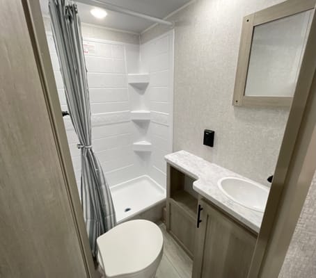 Lori's East to West Della Terra Travel Trailer