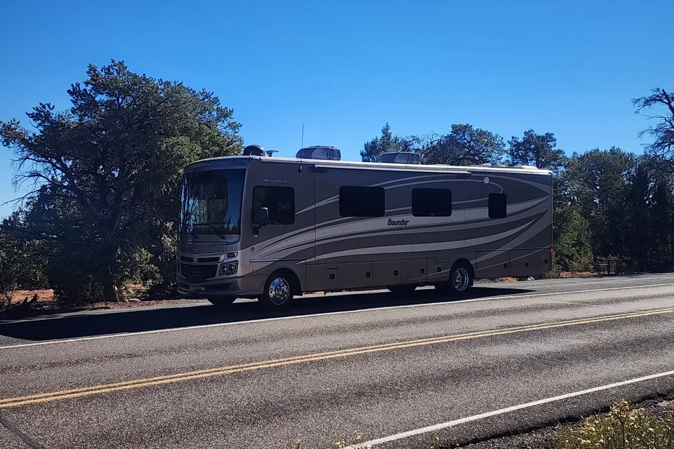 Desert Glamp Coach