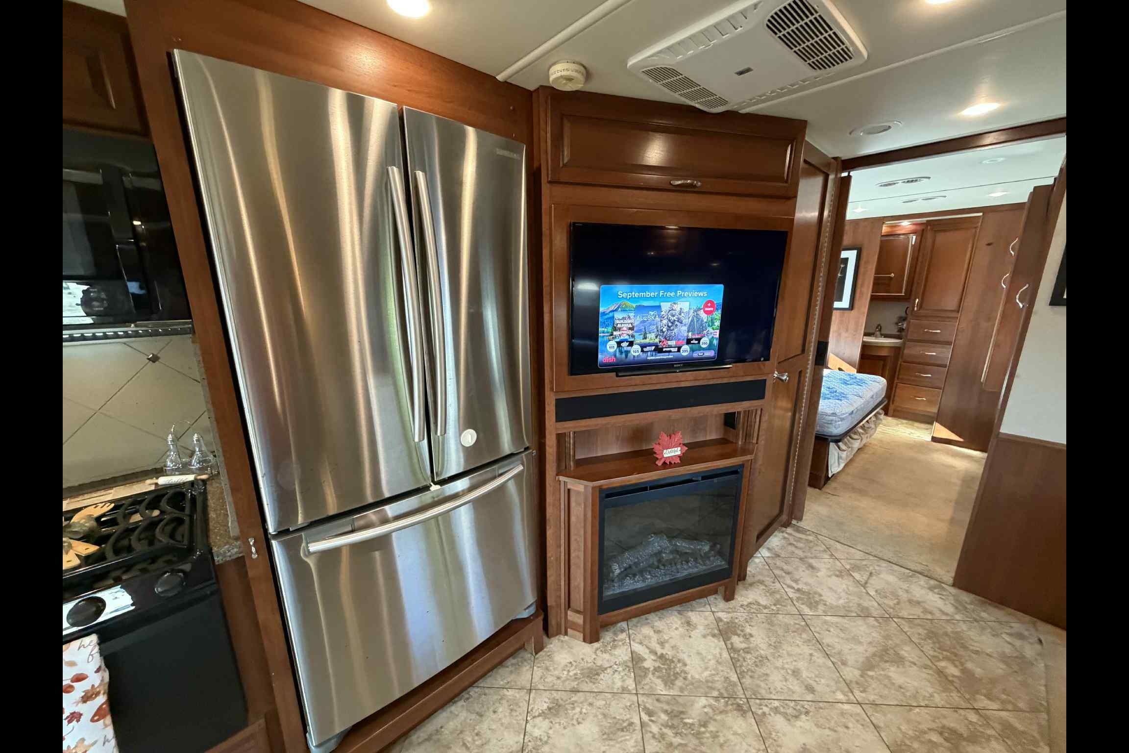 Desert Glamp Coach