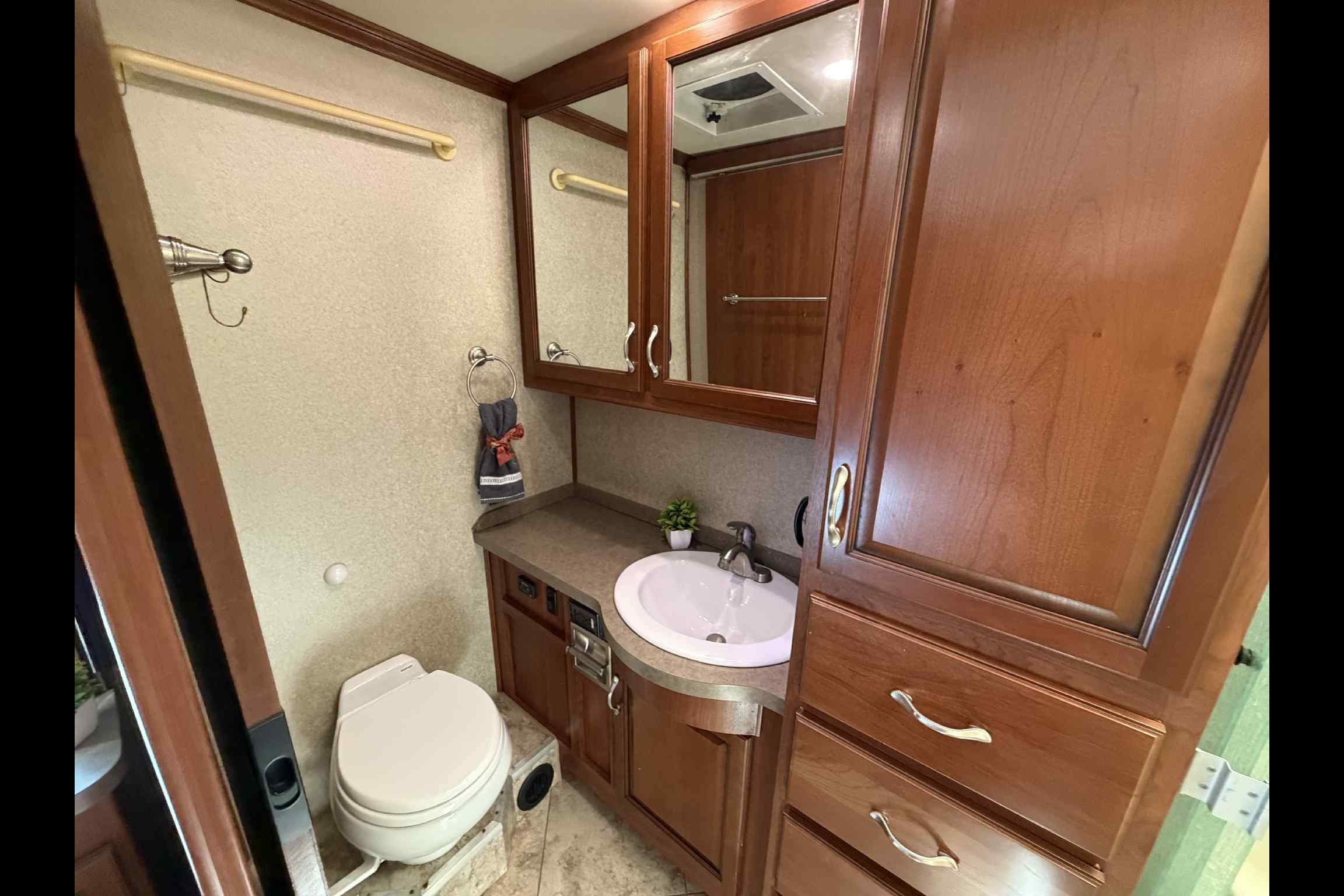 Desert Glamp Coach