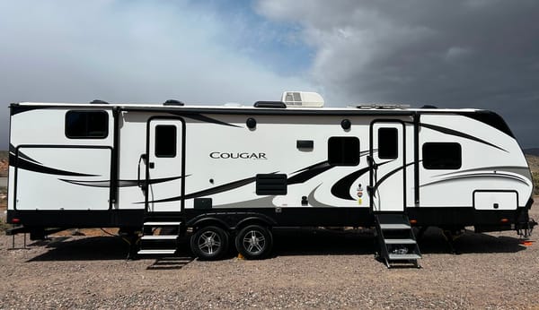 The Cougar Luxury Family Bunkhouse