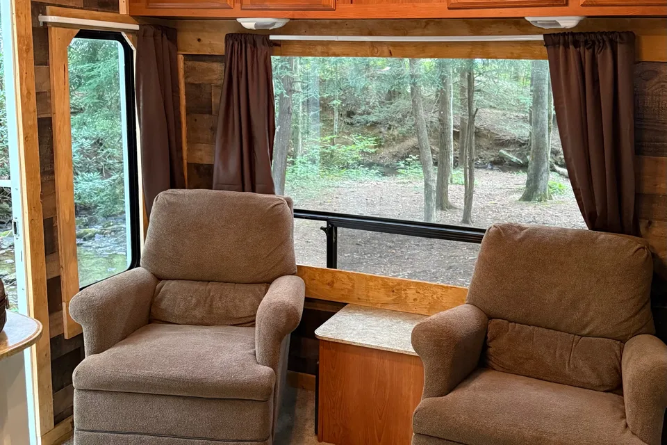 Lindsey Family Coachmen Catalina Travel Trailer