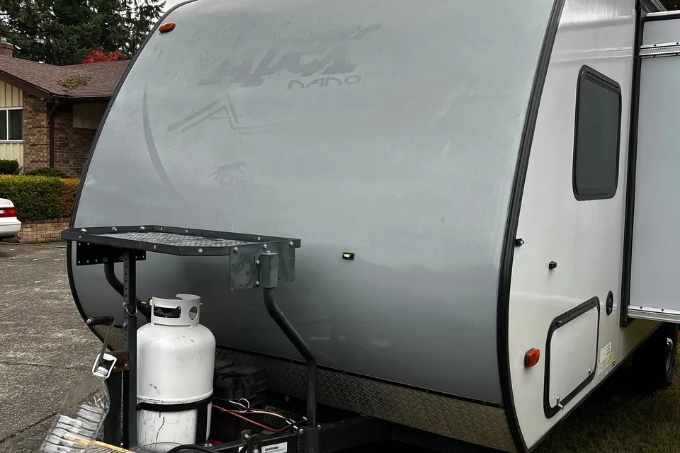 Antonio & Bea's Sha Shaid Coachmen Apex Nano Travel Trailer