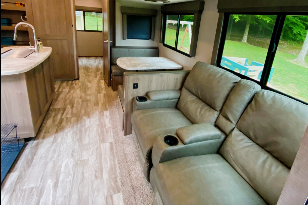 “Big Cedar”  2022 Grand Design  Lots of extras included!