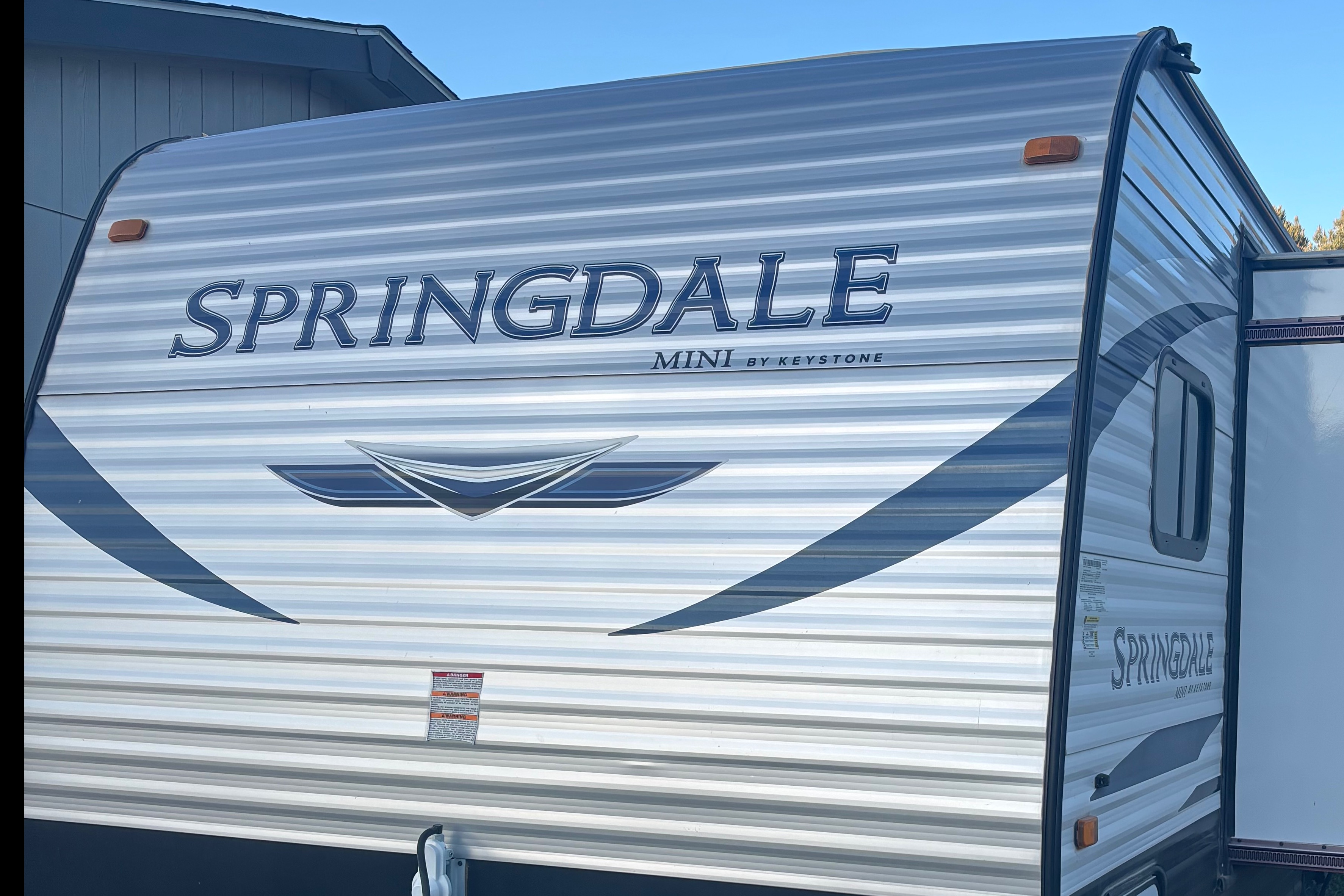 Arturo's Keystone Springdale 1760BH Travel Trailer