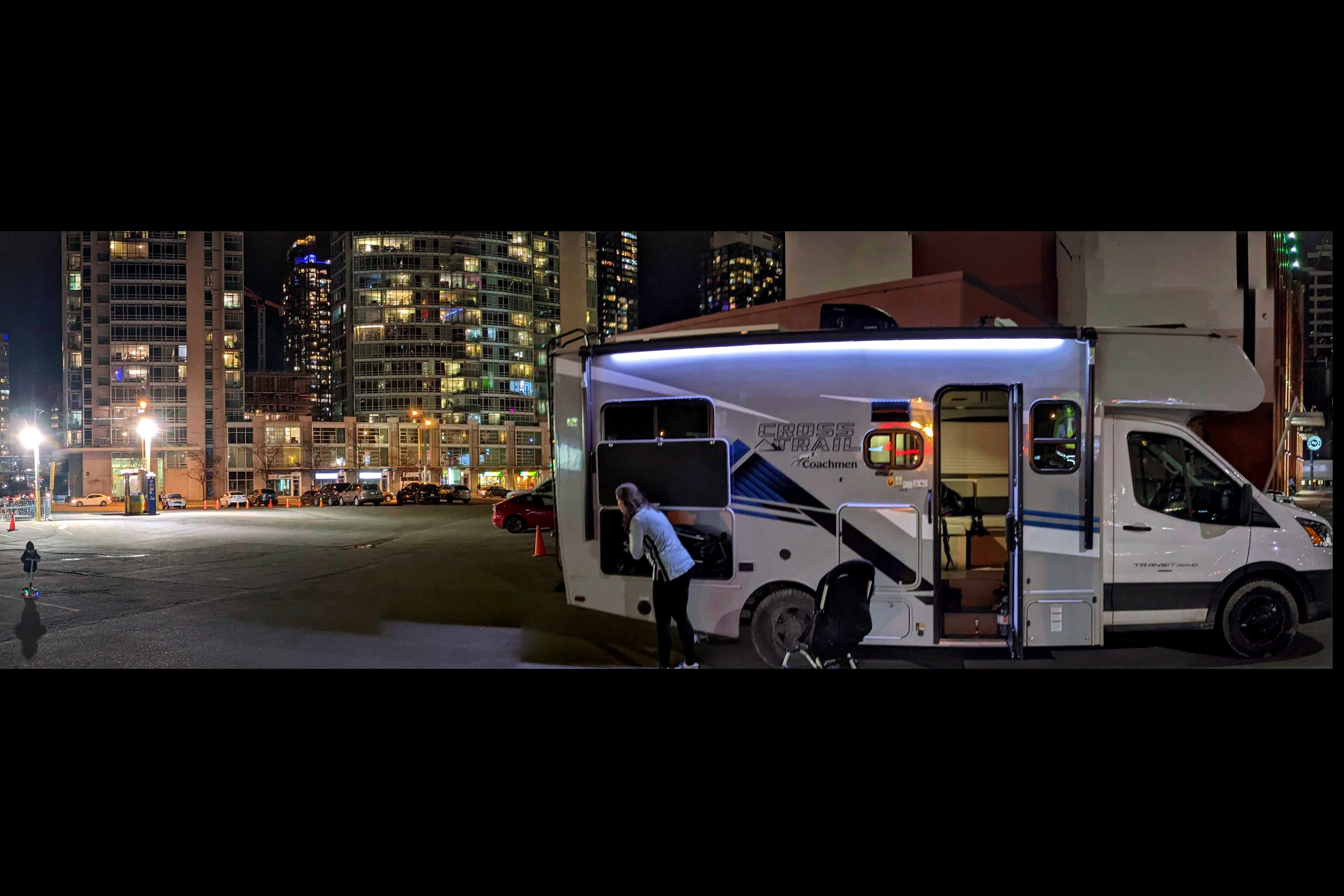 VR 2023- Faible consommation, compact et confortable! - 5 personnes
