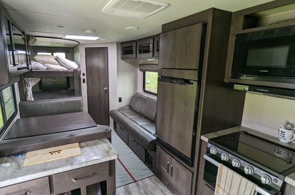 Colin's Grand Design 247BH Travel Trailer